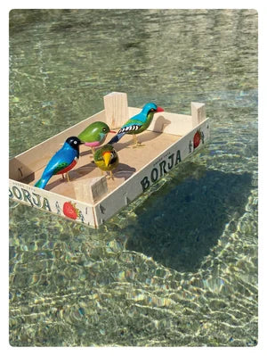 GREEN MAGPIE