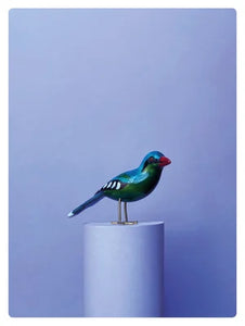 GREEN MAGPIE
