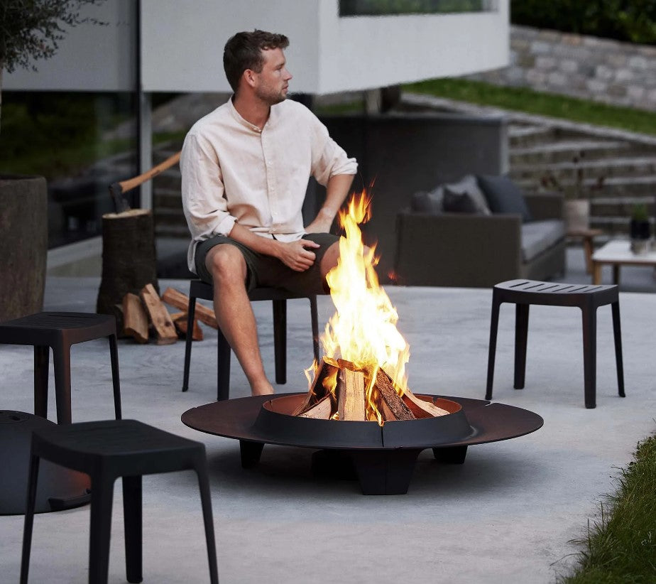 Ember fire pit , cast Iron