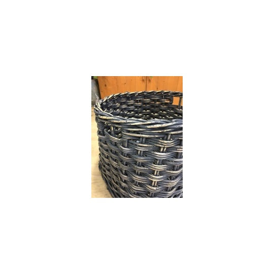 RUSTIC BLACK BASKET